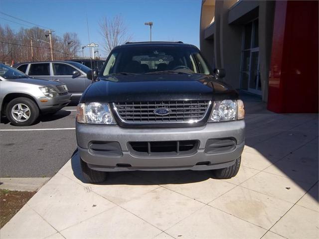Ford Explorer 2002 photo 1