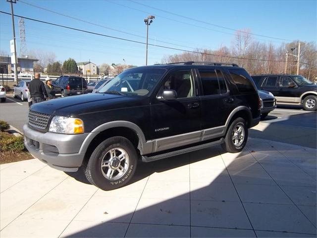 Ford Explorer 2002 photo 2