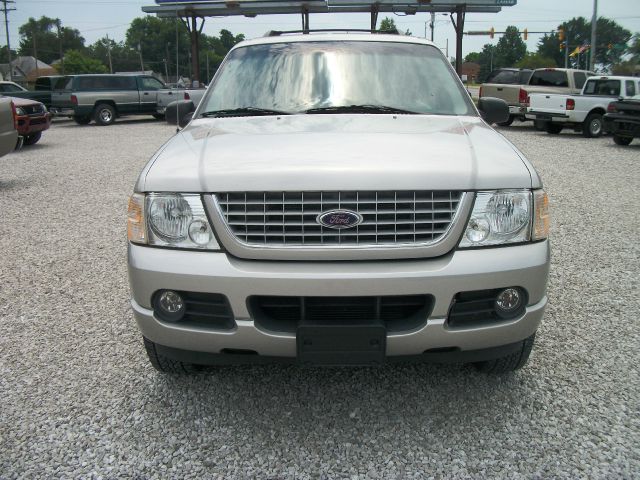 Ford Explorer 2002 photo 1