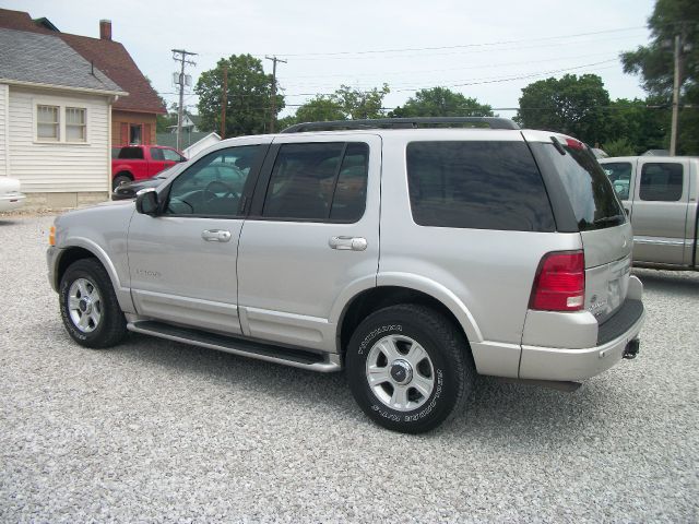 Ford Explorer 2002 photo 2