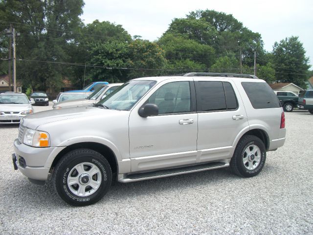 Ford Explorer 2002 photo 3