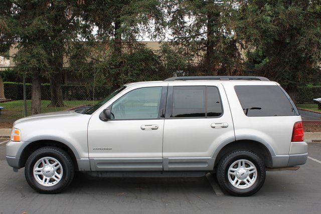 Ford Explorer 2002 photo 1