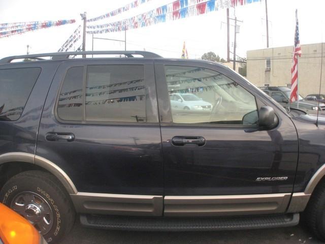 Ford Explorer 2002 photo 1
