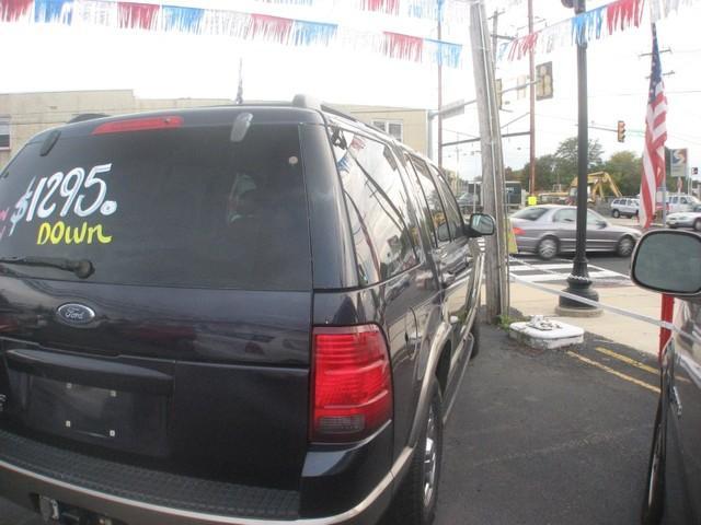Ford Explorer 2002 photo 2