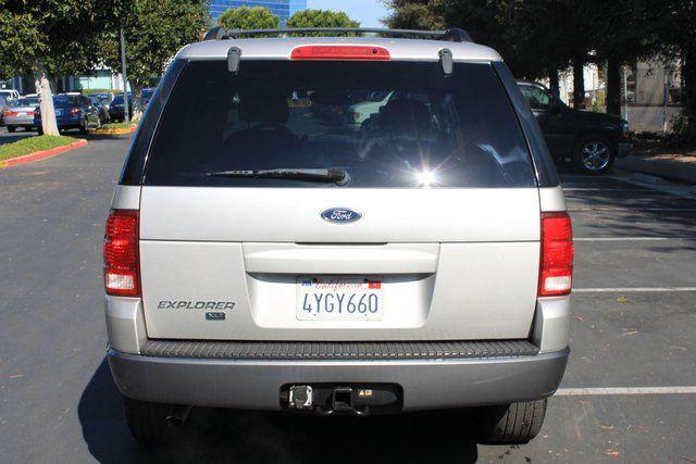 Ford Explorer 2002 photo 3