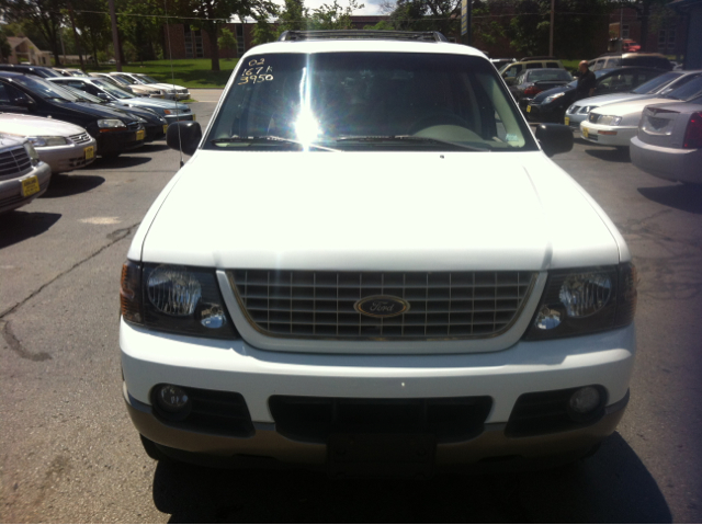 Ford Explorer 2002 photo 1