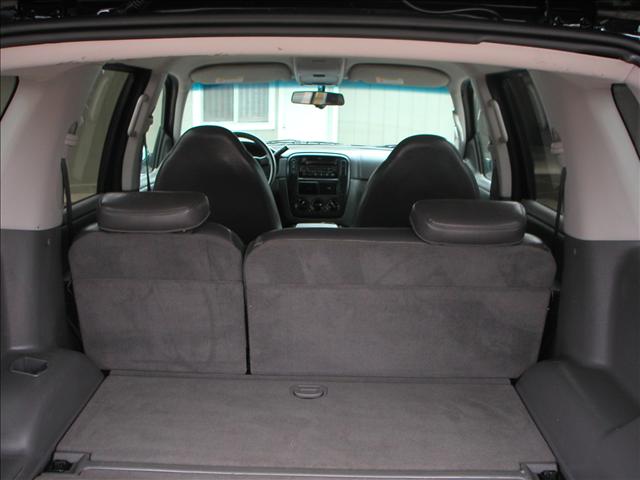 Ford Explorer 2002 photo 3