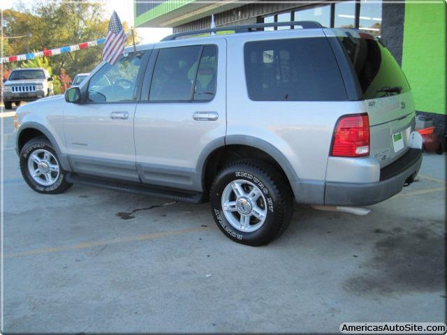 Ford Explorer 2002 photo 1
