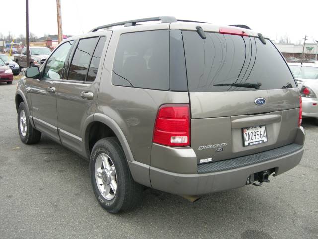 Ford Explorer 2002 photo 3