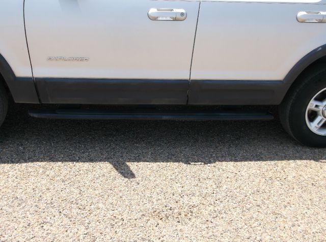 Ford Explorer 2002 photo 4
