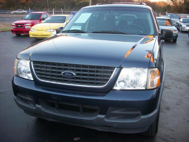 Ford Explorer 2002 photo 1