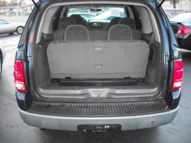 Ford Explorer 2002 photo 3