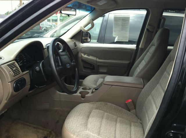 Ford Explorer 2002 photo 1