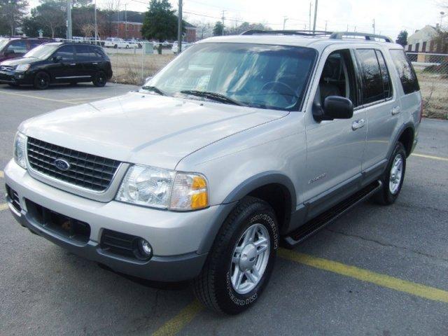 Ford Explorer 2002 photo 1