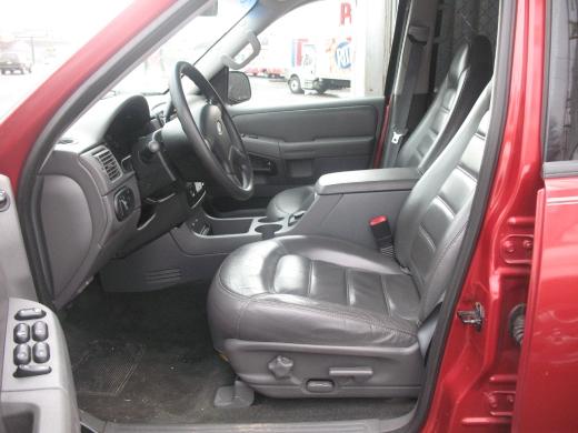 Ford Explorer 2002 photo 4
