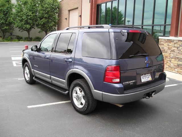 Ford Explorer 2002 photo 1
