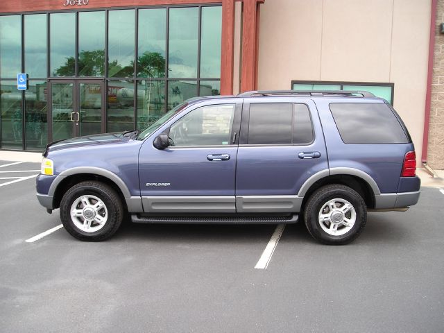 Ford Explorer 2002 photo 3