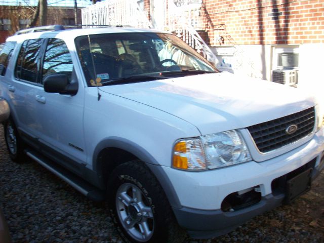 Ford Explorer Ram 3500 Diesel 2-WD SUV