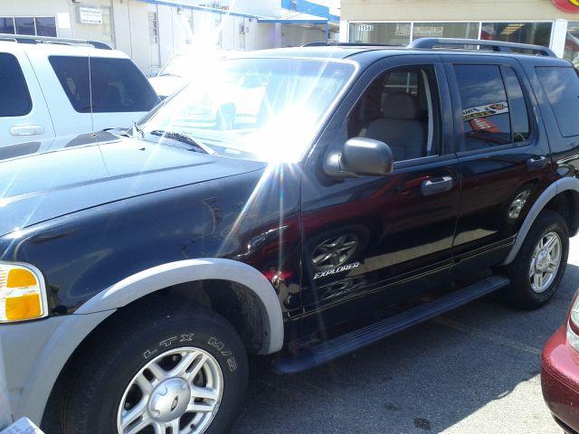Ford Explorer 2002 photo 2