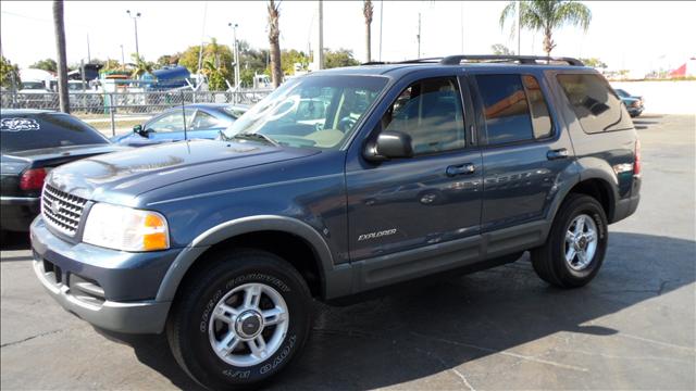 Ford Explorer 2002 photo 2