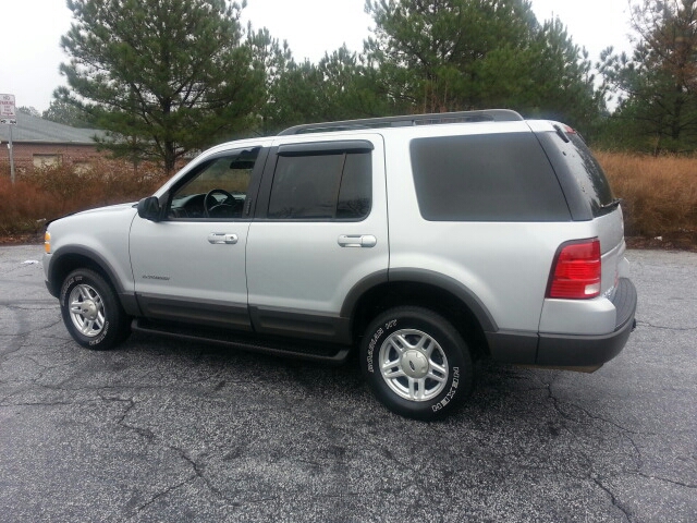 Ford Explorer 2002 photo 1