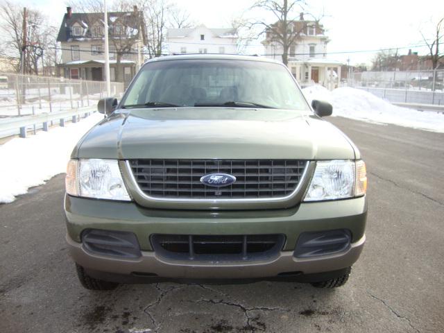 Ford Explorer 2002 photo 1
