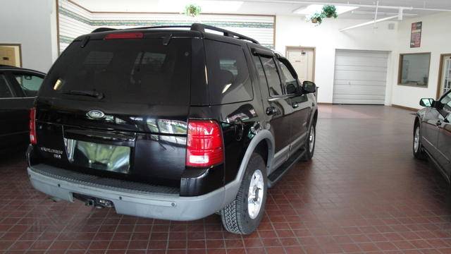 Ford Explorer 2002 photo 2