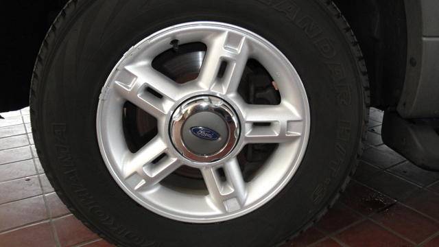 Ford Explorer 2002 photo 4