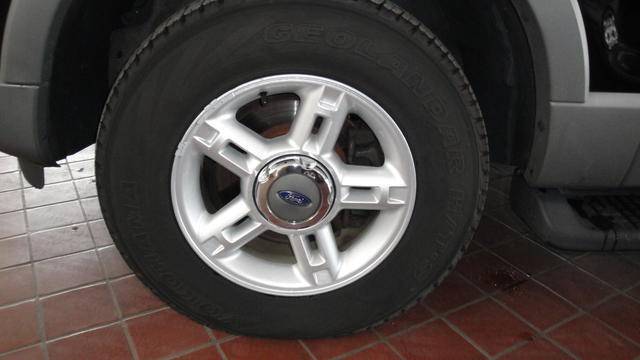 Ford Explorer 2002 photo 5