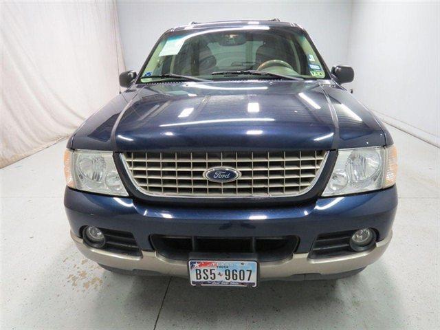 Ford Explorer 2002 photo 1