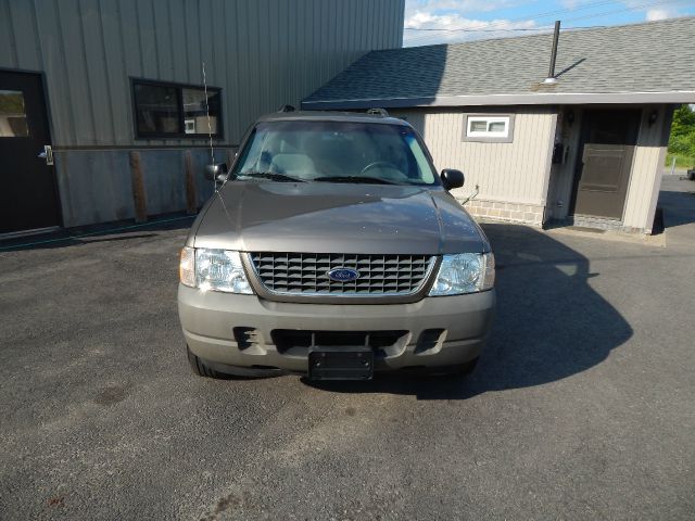 Ford Explorer 2002 photo 2