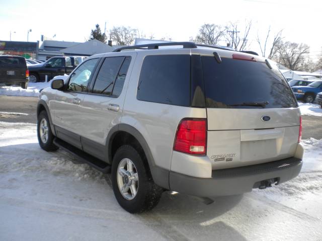 Ford Explorer 2002 photo 4