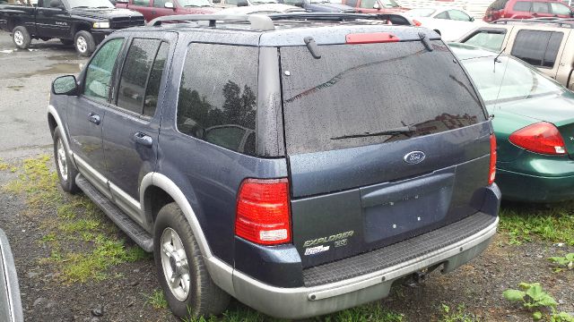 Ford Explorer 2002 photo 3