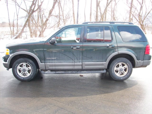 Ford Explorer 2002 photo 1