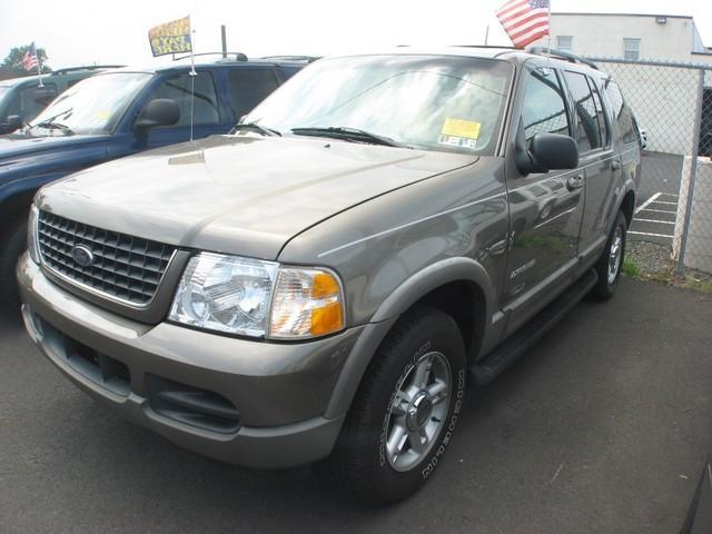 Ford Explorer 2002 photo 1