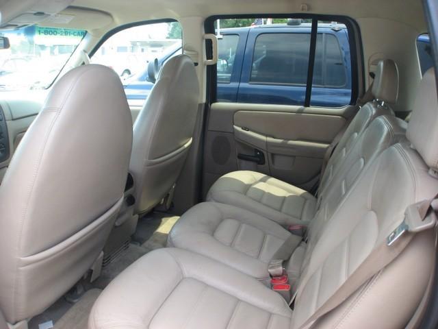 Ford Explorer 2002 photo 5