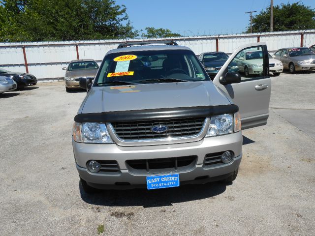 Ford Explorer 2002 photo 3