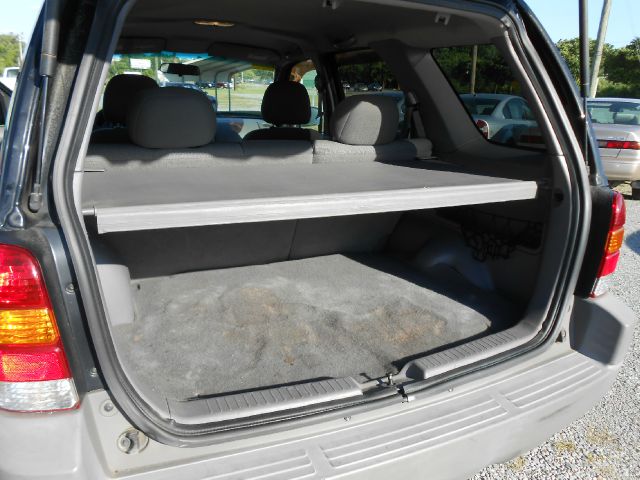 Ford Explorer 2002 photo 3