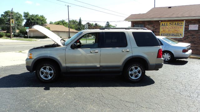 Ford Explorer 2002 photo 2