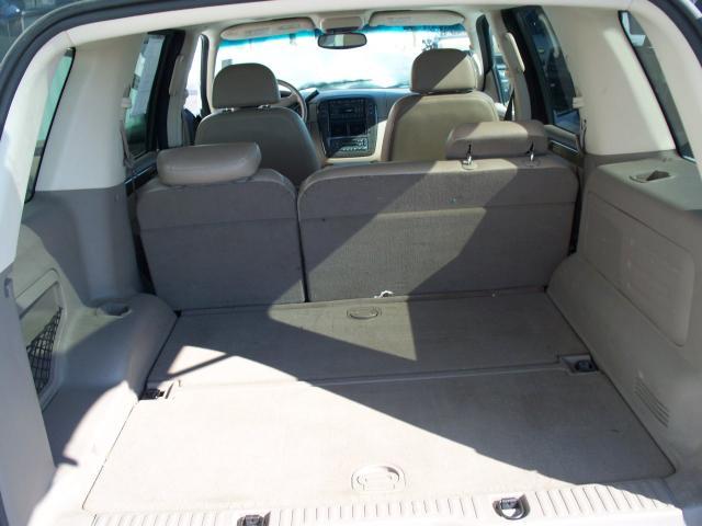 Ford Explorer 2002 photo 4