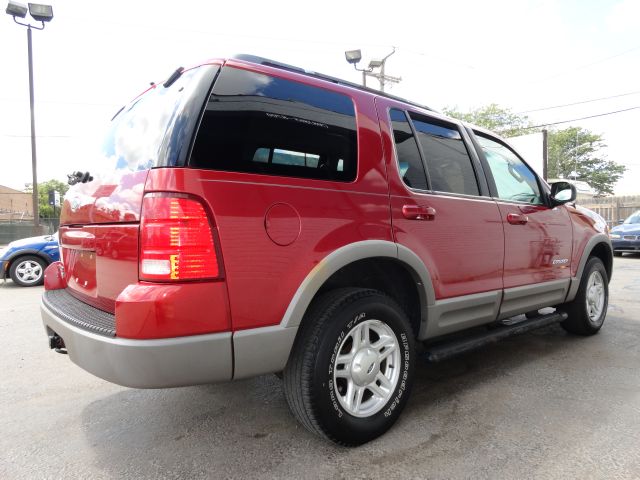 Ford Explorer 2002 photo 1