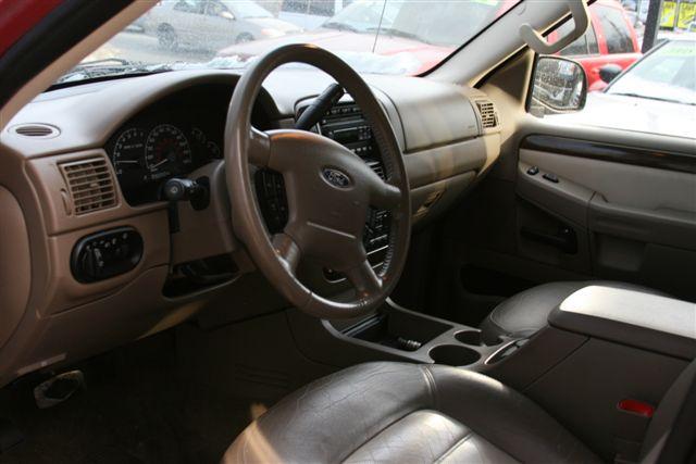 Ford Explorer 2002 photo 5