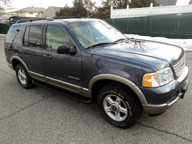 Ford Explorer 2002 photo 2