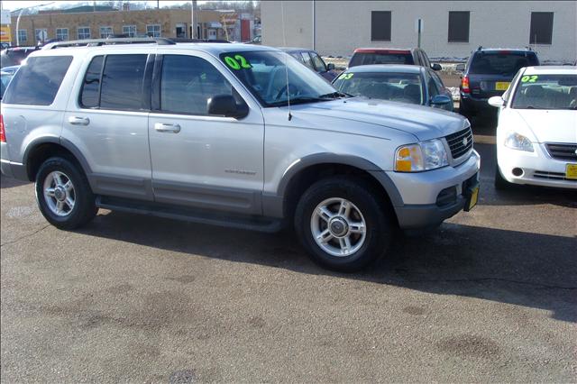 Ford Explorer 2002 photo 1