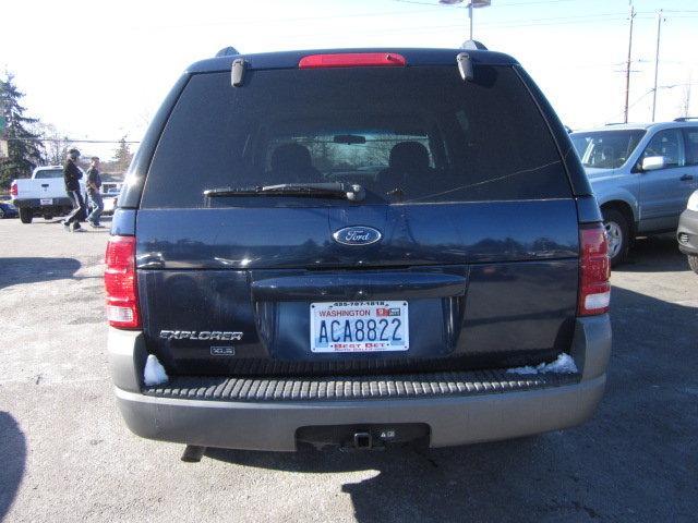 Ford Explorer 2002 photo 3
