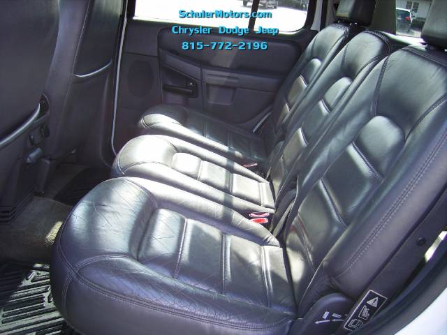 Ford Explorer 2002 photo 5