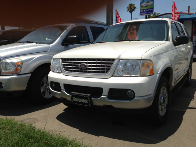 Ford Explorer Super SUV