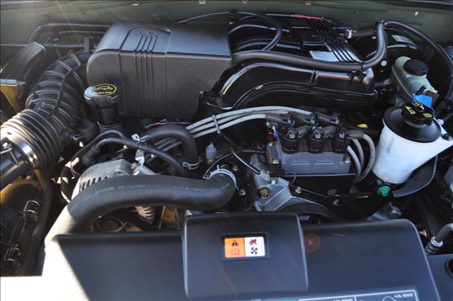 Ford Explorer 2002 photo 3