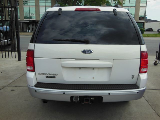 Ford Explorer 2002 photo 3