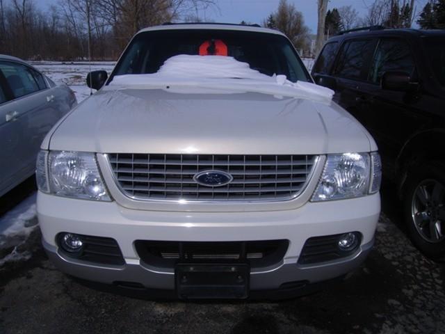 Ford Explorer 2002 photo 1